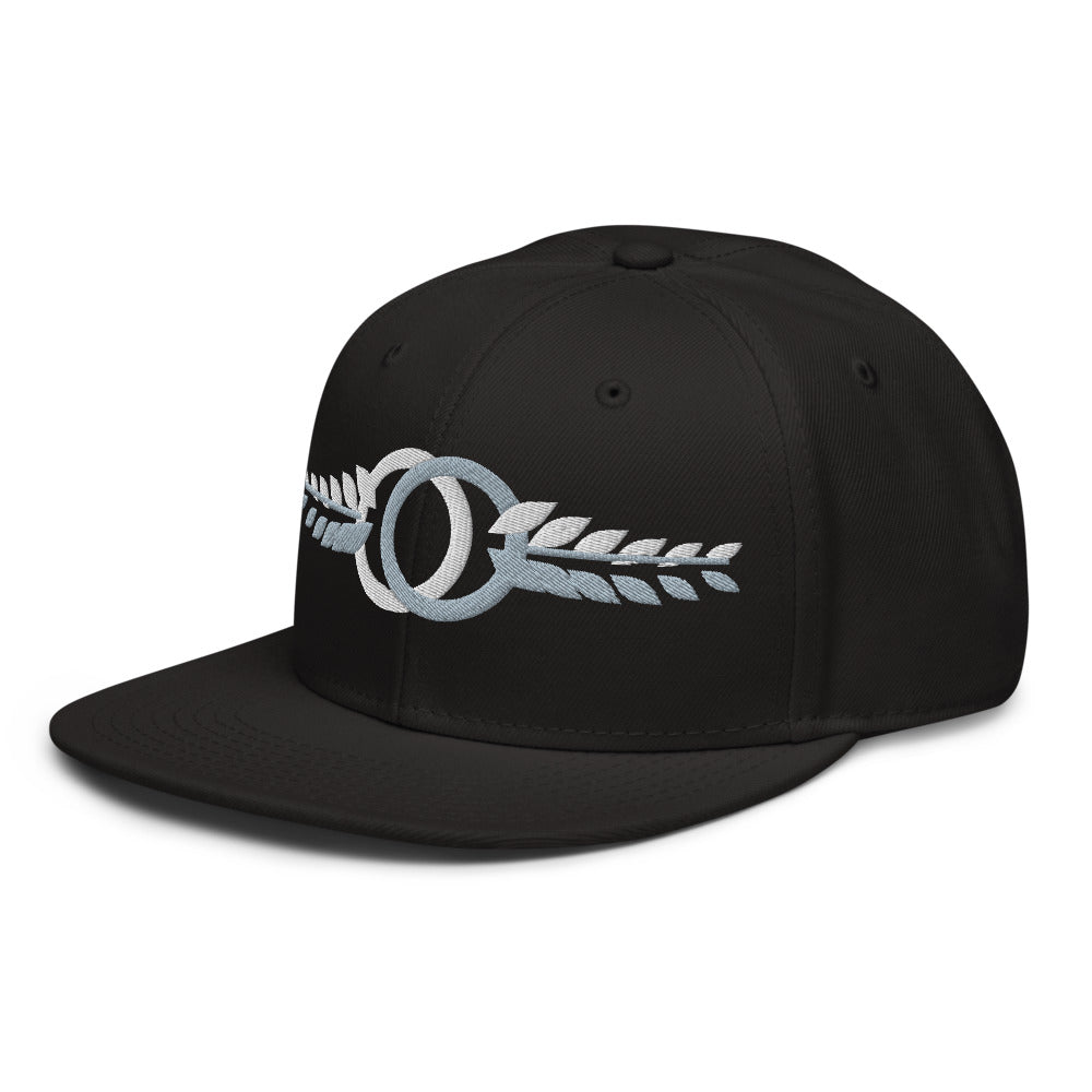 Laurel Snapback — Black
