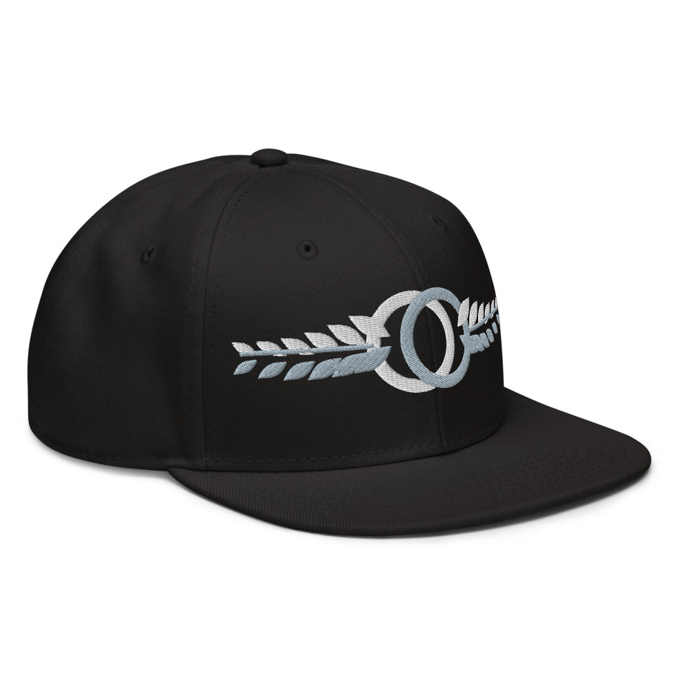 Laurel Snapback — Black